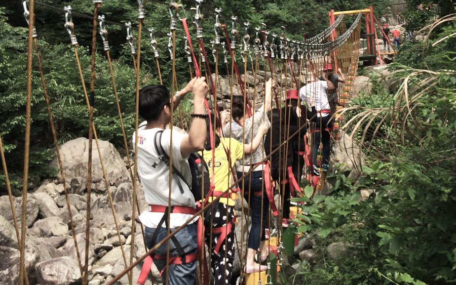 龍井峽闖關(guān) 龍井峽闖關(guān)